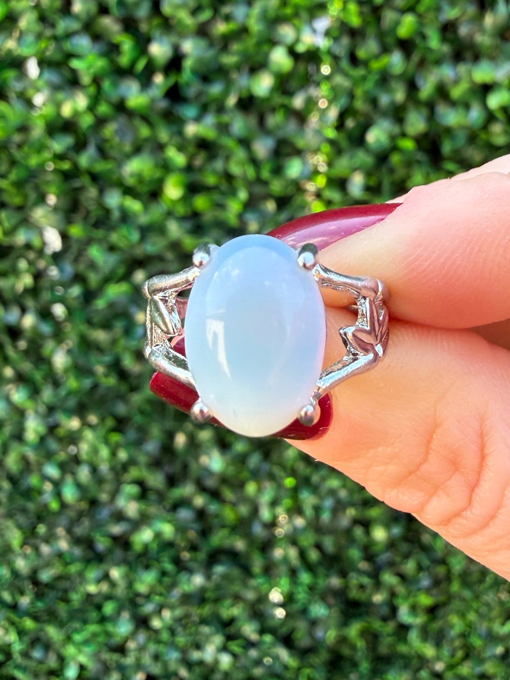 Silver Opalite Oval Cocktail Ring - White Opalescent - size 8